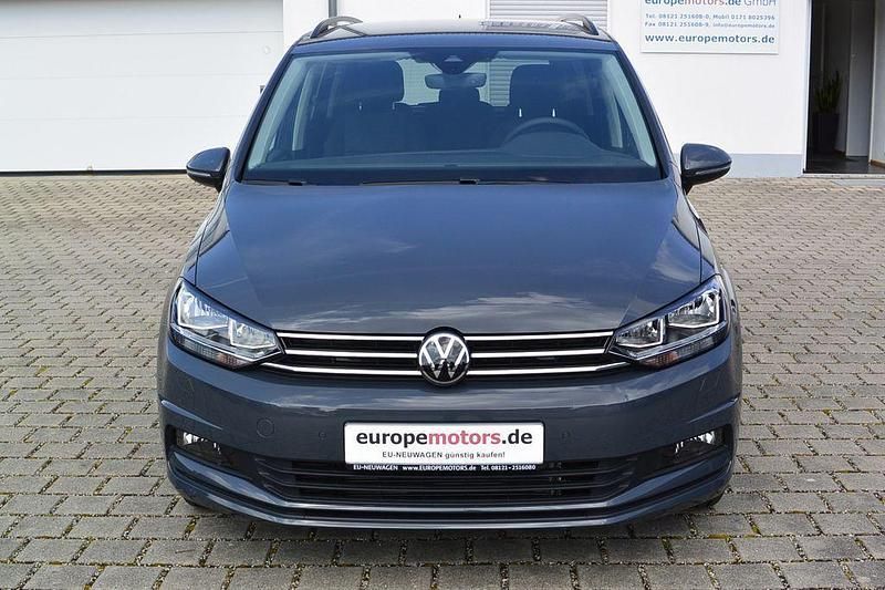 Delfingrau Neu 2025 VW Touran Edition Van / Kleinbus | 32.499 € - Bild 1/4
