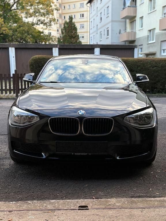 Gebraucht BMW 116 Efficient Dynamics 116 PS (85 kW) 2014 Schwarz Kleinwagen