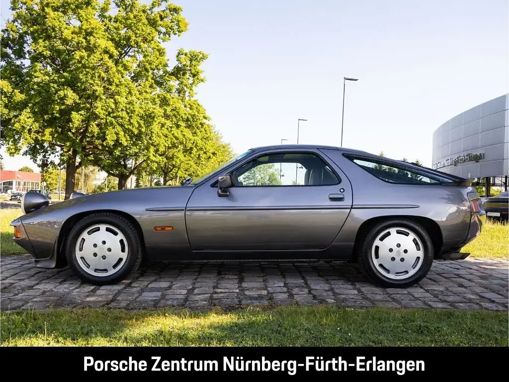 Gebraucht Porsche 928 310 PS (228 kW) 1985 Grau Coupé