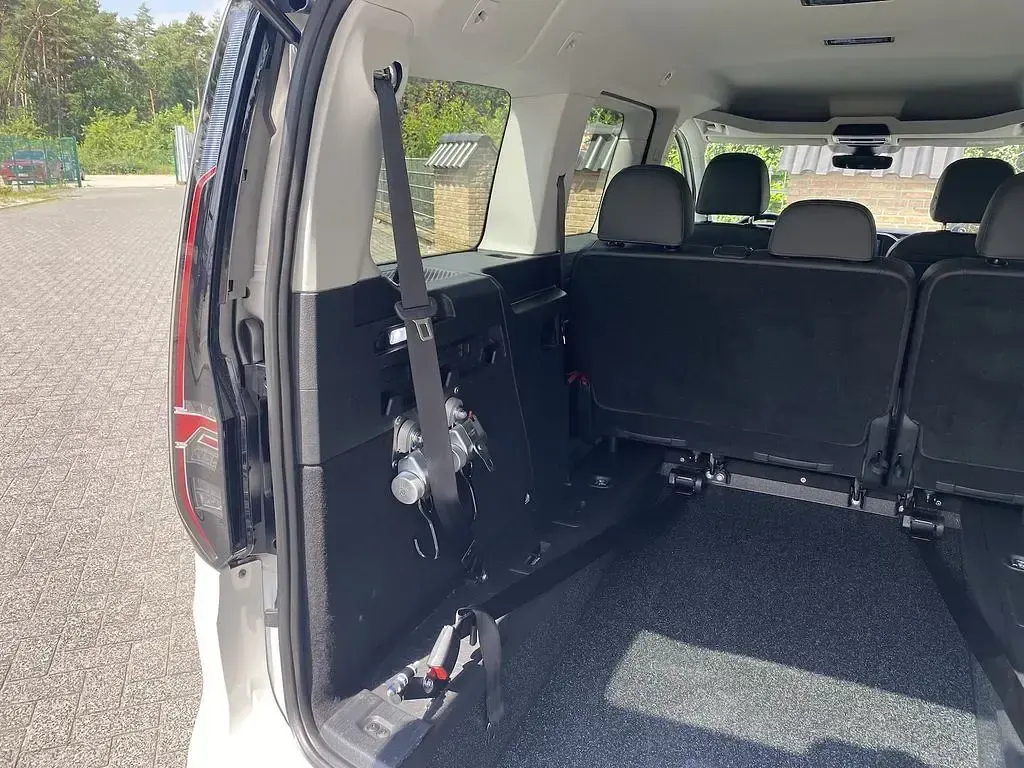 Gebraucht VW Caddy Maxi Style 122 PS (89 kW) 2022 Weiß Van / Kleinbus