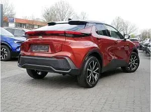 Neu Toyota C-HR 223 PS (164 kW) 2025 Bronze (oxide bronze metallic) SUV