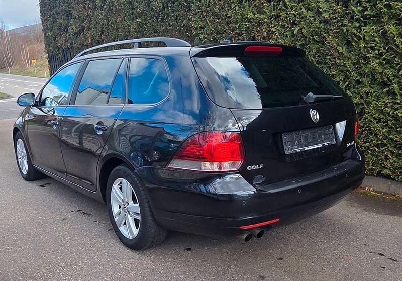 Gebraucht VW Golf VI Match 140 PS (102 kW) 2012 Schwarz Kleinwagen