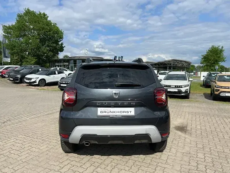 Gebraucht Dacia Duster Prestige 101 PS (74 kW) 2022 Kometengrau SUV