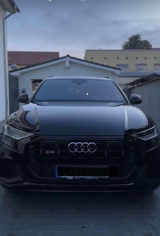 Gebraucht Audi Q8 435 PS (319 kW) 2019 Schwarz SUV