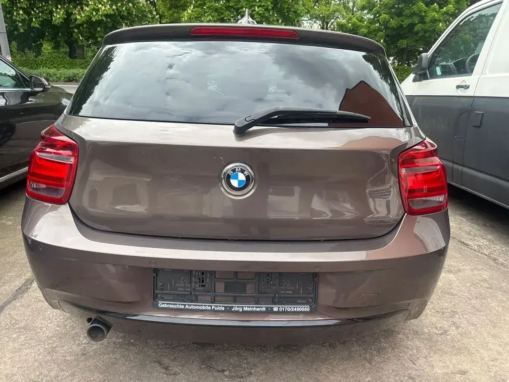 Gebraucht BMW 120 Advantage 184 PS (135 kW) 2014 Braun Kleinwagen