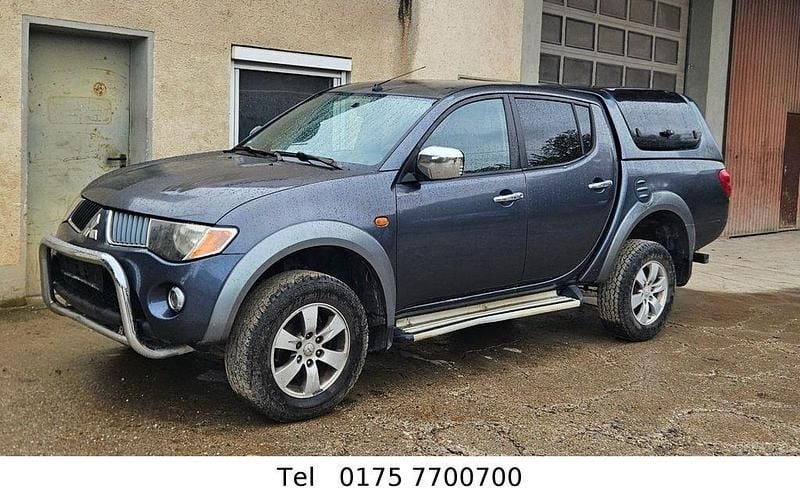Grau Gebraucht 2008 Mitsubishi L200 Intense Abholung | 5.900 € (Guter Preis) - Bild 1/4