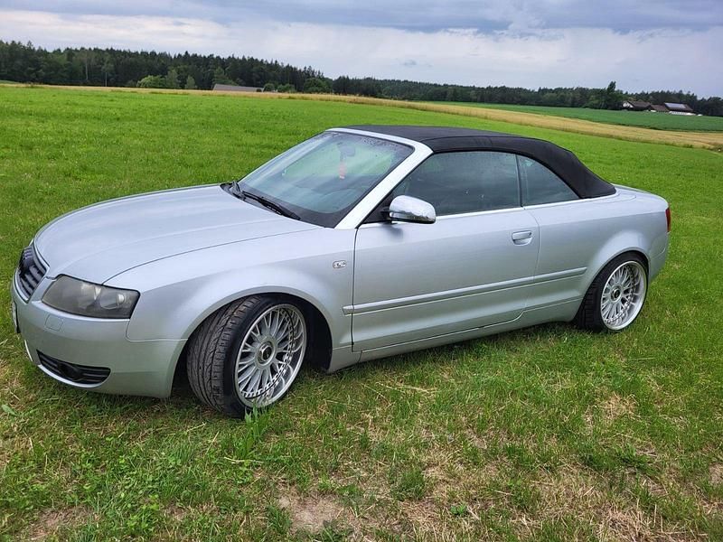 Silber Gebraucht 2004 Audi A4 Cabriolet Cabrio | 5.200 € (Fairer Preis) - Bild 1/4