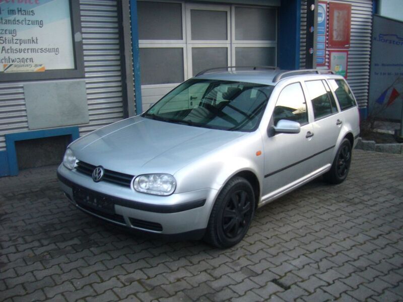 Silber Gebraucht 2006 VW Golf V Basis Kombi | 2.750 € (Teuer) - Bild 1/4