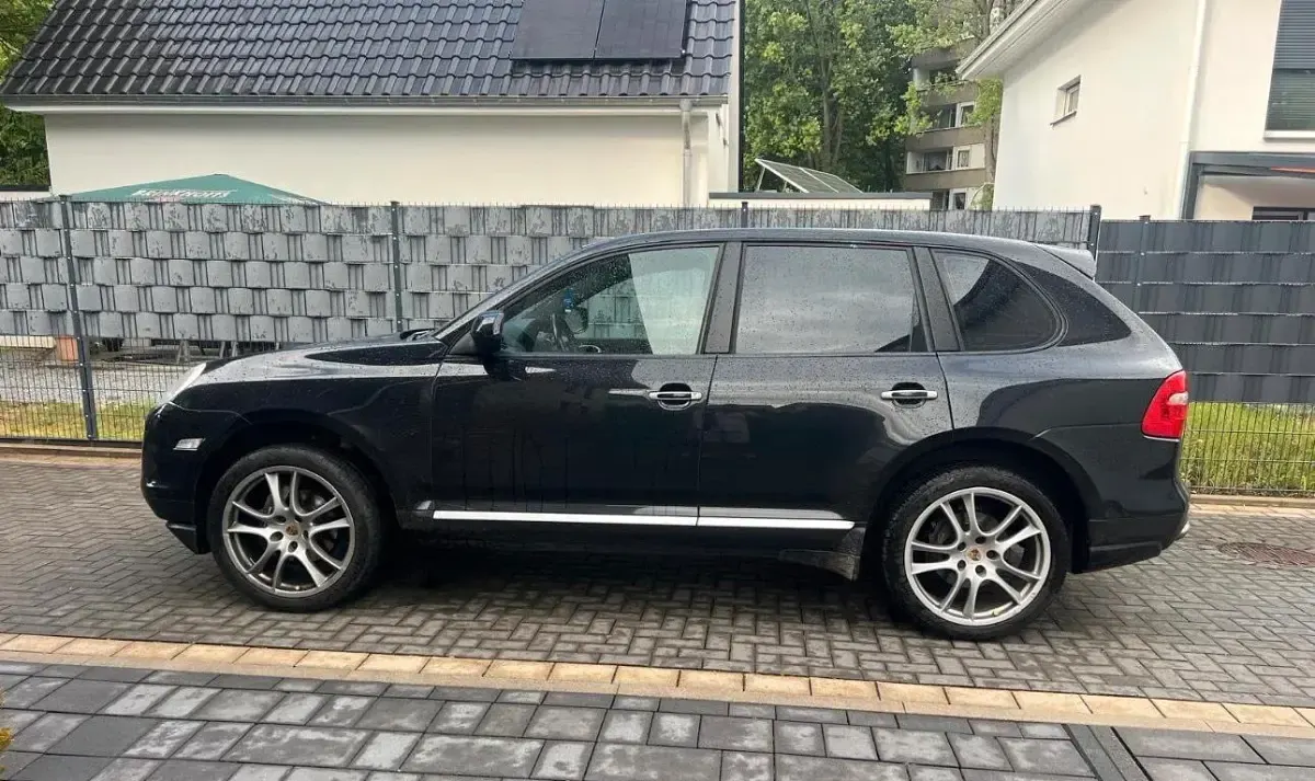 Gebraucht Porsche Cayenne 296 PS (217 kW) 2009 Schwarz SUV