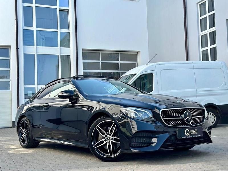 Obsidianschwarz metalliclack Gebraucht 2017 Mercedes E220 AMG Coupé | 33.950 € (Teuer) - Bild 1/4