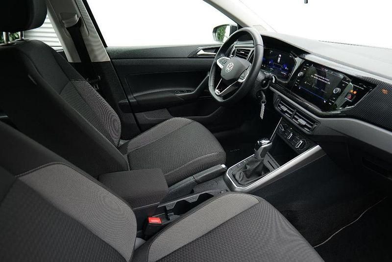 Gebraucht VW Polo Life 95 PS (69 kW) 2023 Schwarz Kleinwagen