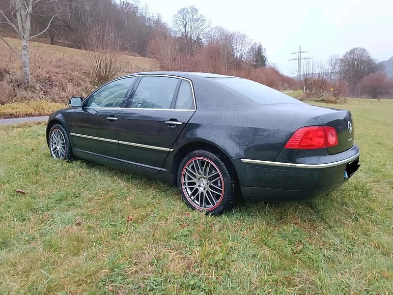 Second-hand VW Phaeton 224 CP (164 kW) 2007 Negru Berlinǎ
