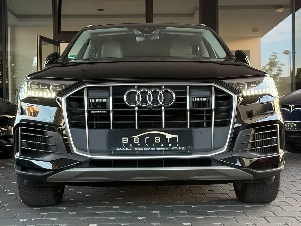 Gebraucht Audi Q7 Ambiente 381 PS (280 kW) 2021 Schwarz SUV