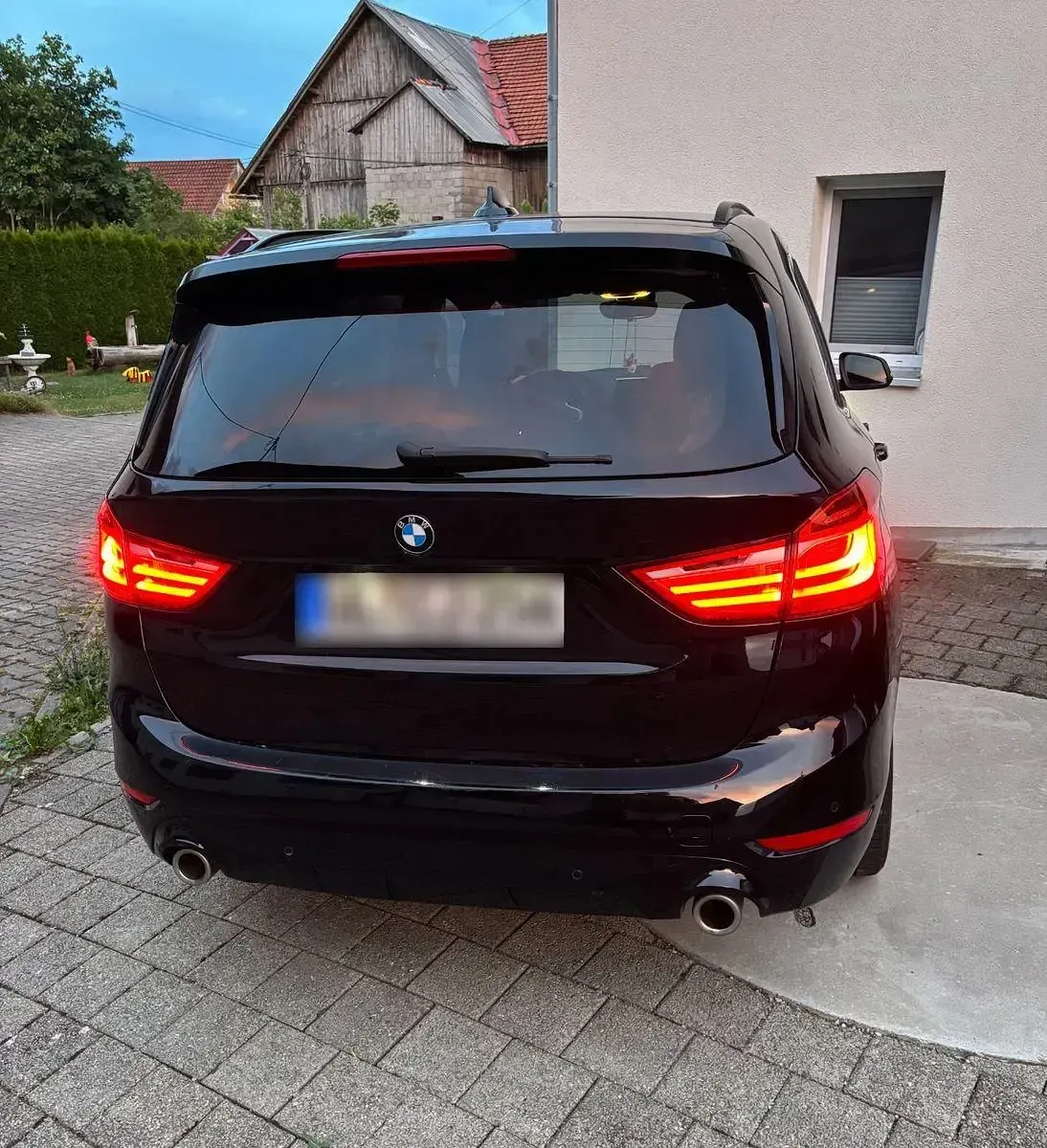 Gebraucht BMW 220 Gran Tourer Advantage 192 PS (141 kW) 2018 Schwarz Van / Kleinbus