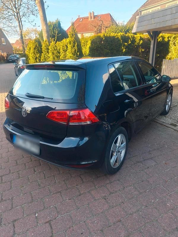Gebraucht VW Golf VII 122 PS (89 kW) 2013 Schwarz Limousine