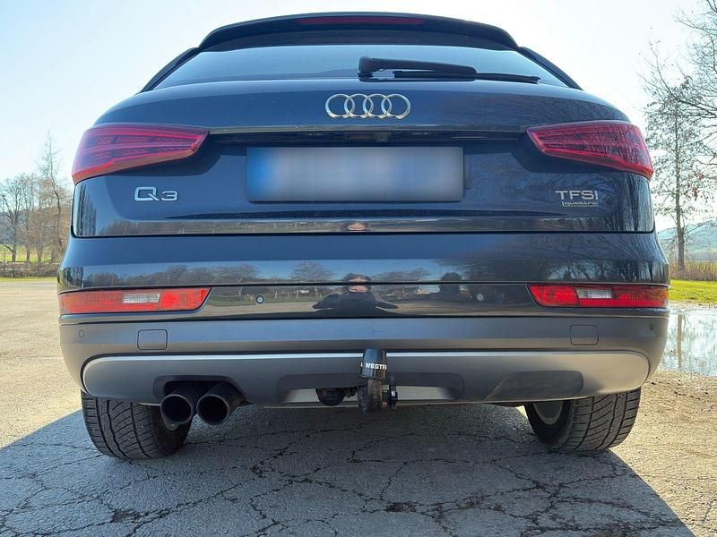 Gebraucht Audi Q3 179 PS (131 kW) 2018 Grau SUV