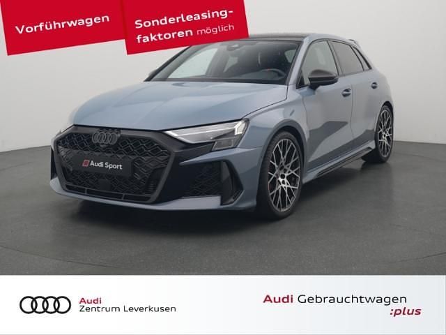 Mythosschwarz Gebraucht 2025 Audi RS3 Comfort Kleinwagen | 70.980 € (Fairer Preis) - Bild 1/4