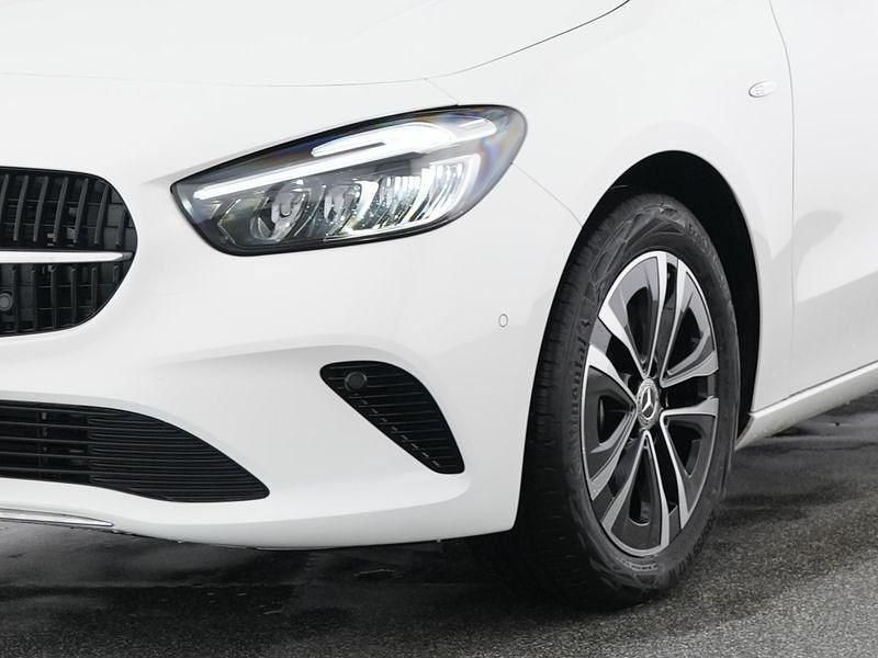 Gebraucht Mercedes E250 Progressive 163 PS (119 kW) 2025 Weiß Limousine