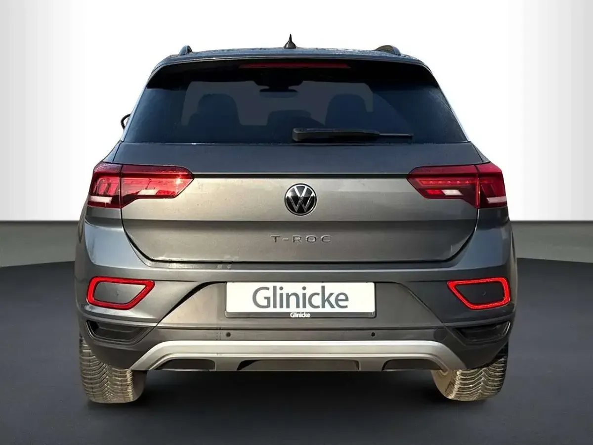 Gebraucht VW T-Roc Life 110 PS (80 kW) 2023 Grau SUV