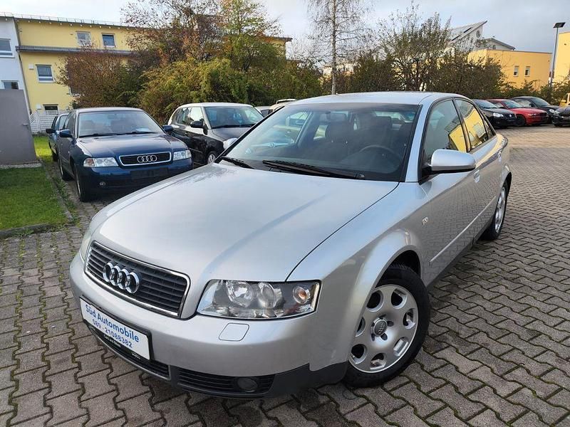 Silber Gebraucht 2001 Audi A4 Sport Limousine | 2.200 € (Etwas zu teuer) - Bild 1/4
