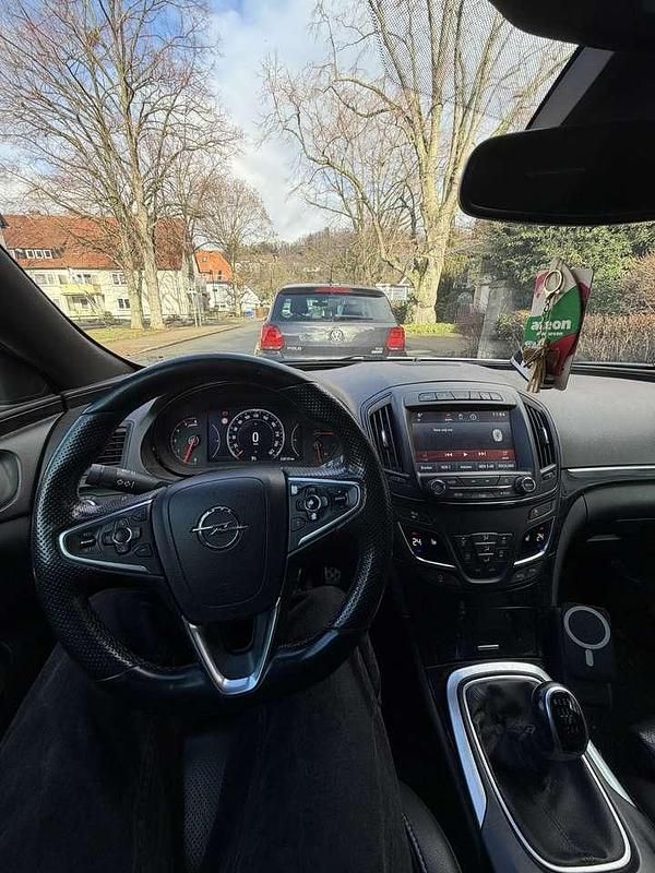Gebraucht Opel Insignia Sport 170 PS (125 kW) 2015 Blau Kombi
