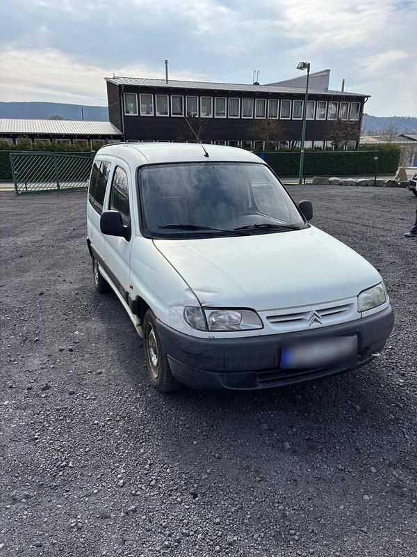 Gebraucht Citroën Berlingo 69 PS (50 kW) 1998 Weiß Van / Kleinbus