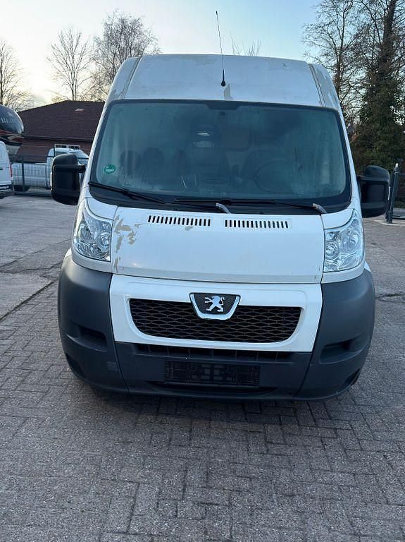 Gebraucht Peugeot Boxer 120 PS (88 kW) 2011 Weiß Van