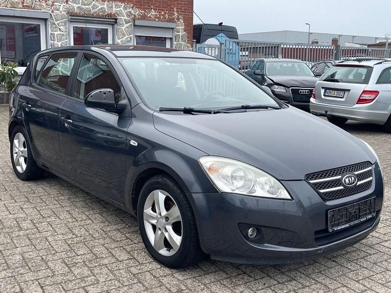 Gebraucht Kia Ceed EX 122 PS (89 kW) 2008 Grau Kleinwagen