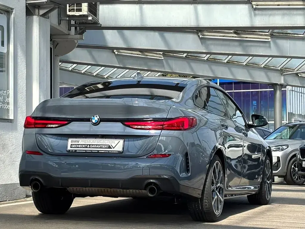 Gebraucht BMW 220 Gran Coupé M Sport 178 PS (130 kW) 2023 Grau Coupé