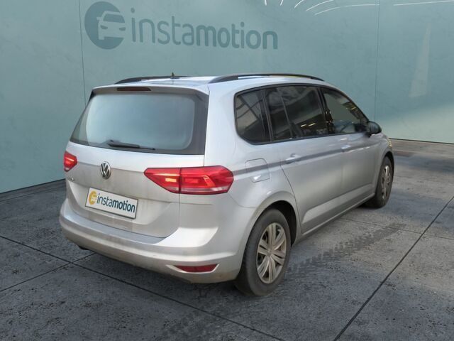 Silber Gebraucht 2019 VW Touran Comfortline Van / Kleinbus | 22.500 € (Fairer Preis) - Bild 1/2