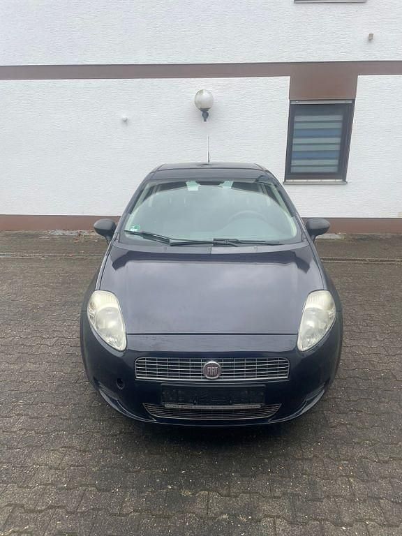 Gebraucht Fiat Punto 95 PS (69 kW) 2009 Kleinwagen