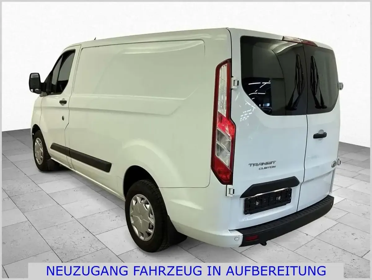 Gebraucht Ford Transit Custom 107 PS (78 kW) 2020 Frost weiß Van / Kleinbus