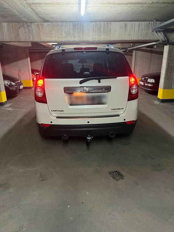 Gebraucht Chevrolet Captiva 169 PS (124 kW) 2011 Weiß SUV