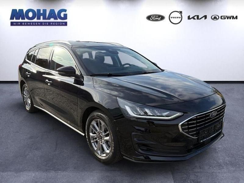 Gebraucht Ford Focus Titanium 125 PS (91 kW) 2022 Schwarz Kombi