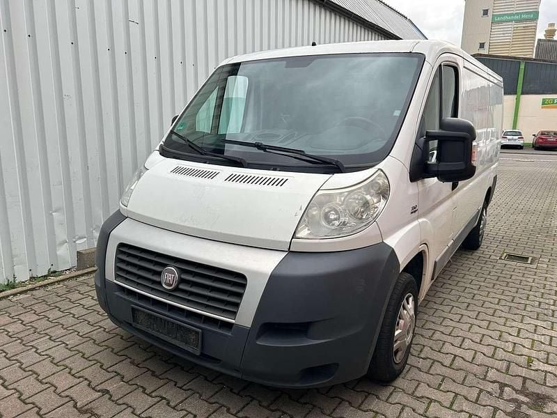 Weiß Gebraucht 2012 Fiat Ducato Van | 2.900 € (Superpreis) - Bild 1/4
