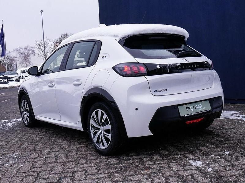 Gebraucht Peugeot e-208 Active 100 kW (136 PS) 2022 Weiß Kleinwagen