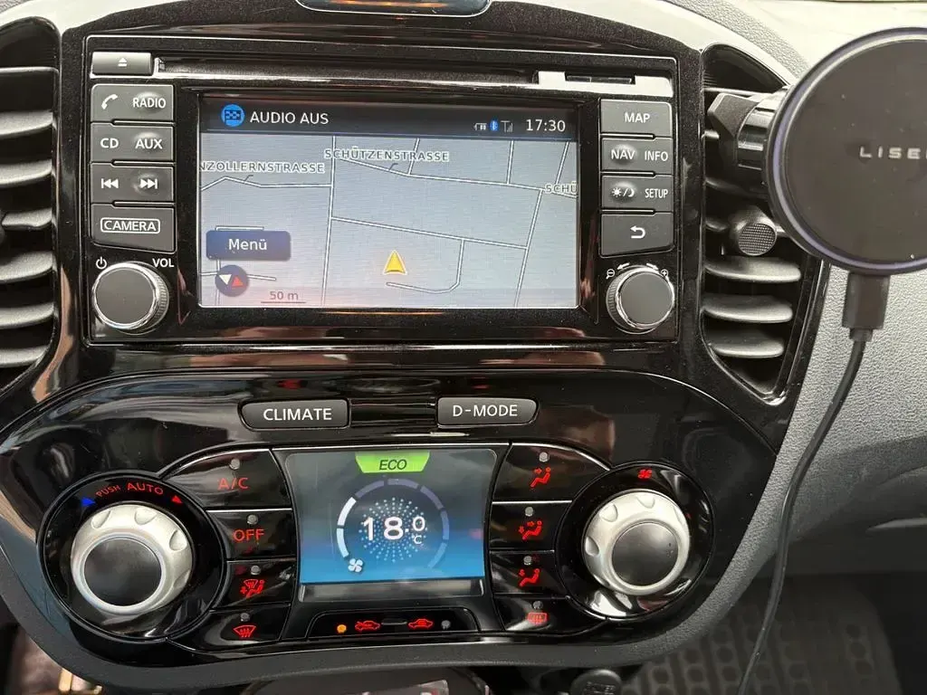 Gebraucht Nissan Juke N-Connecta 116 PS (85 kW) 2016 Weiß SUV