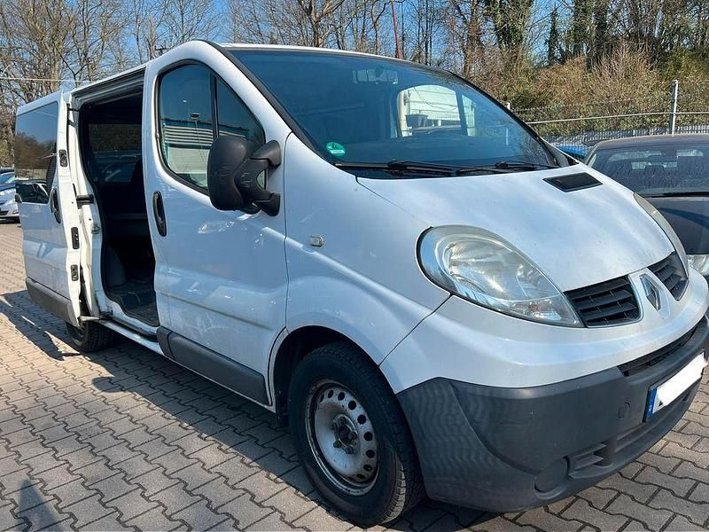 Gebraucht Renault Trafic 90 PS (66 kW) 2008 Weiß Van / Kleinbus
