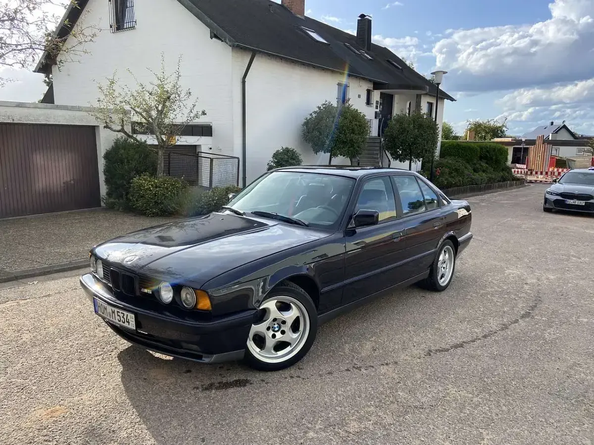 Gebraucht BMW M5 Performance 315 PS (231 kW) 1990 Violett Limousine