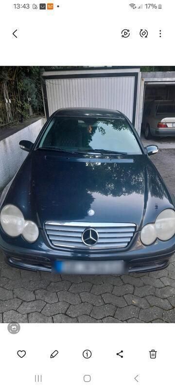 Blau Gebraucht 2001 Mercedes C180 Limousine | 980 € - Bild 1/4