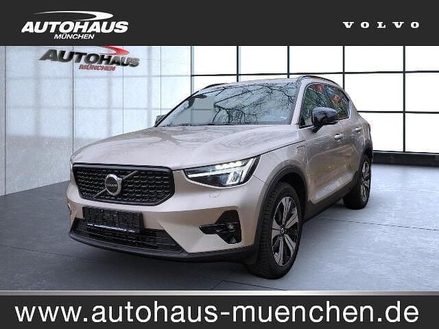 Unbekannt (metallic) Gebraucht 2022 Volvo XC40 Plus SUV | 31.890 € (Guter Preis) - Bild 1/4