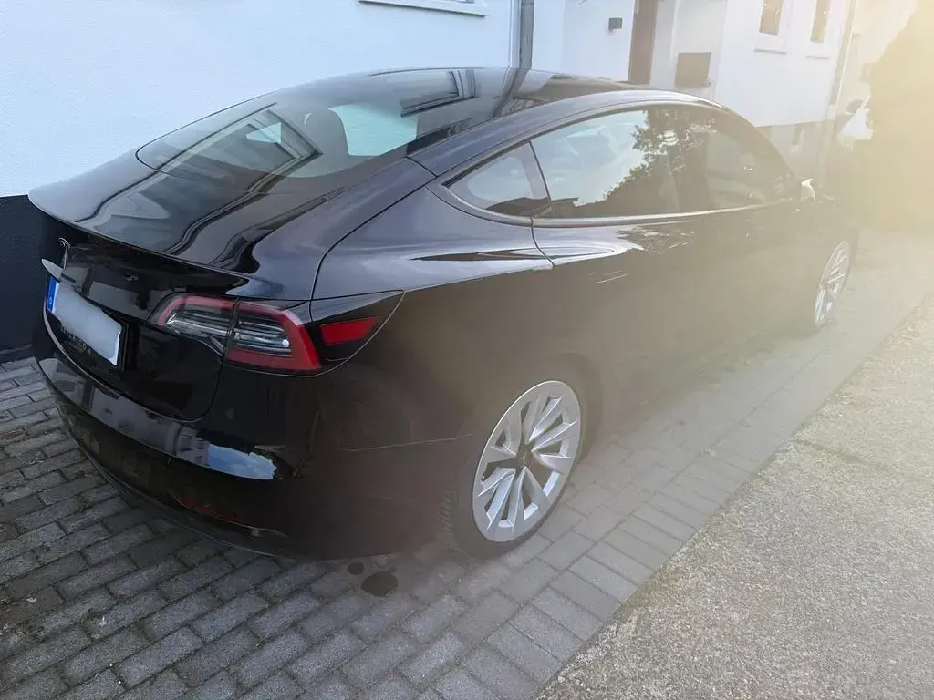 Gebraucht Tesla Model 3 RWD 208 kW (283 PS) 2023 Schwarz Limousine