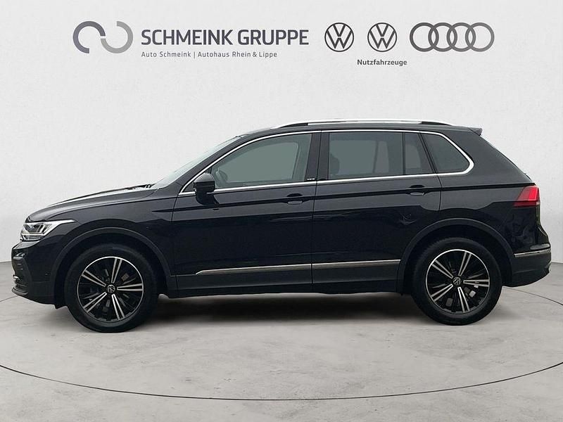 Gebraucht VW Tiguan Move 150 PS (110 kW) 2023 Deep black perleffekt SUV