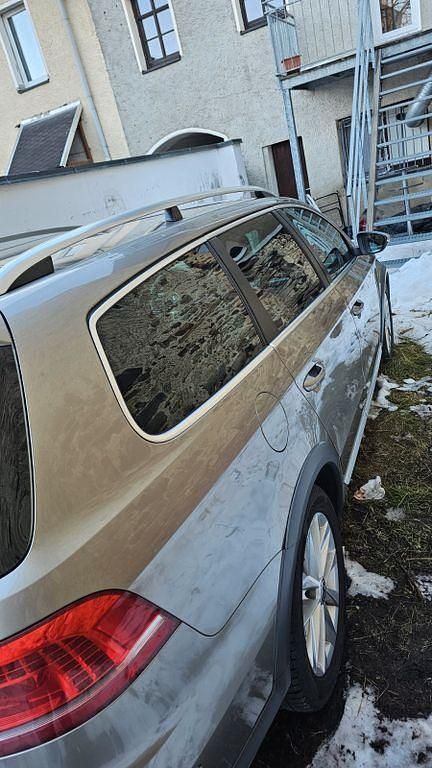 Gebraucht VW Passat 170 PS (125 kW) 2013 Silber Limousine