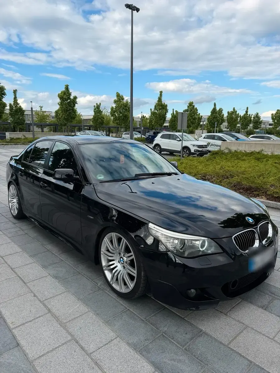 Gebraucht BMW 523 177 PS (130 kW) 2006 Limousine