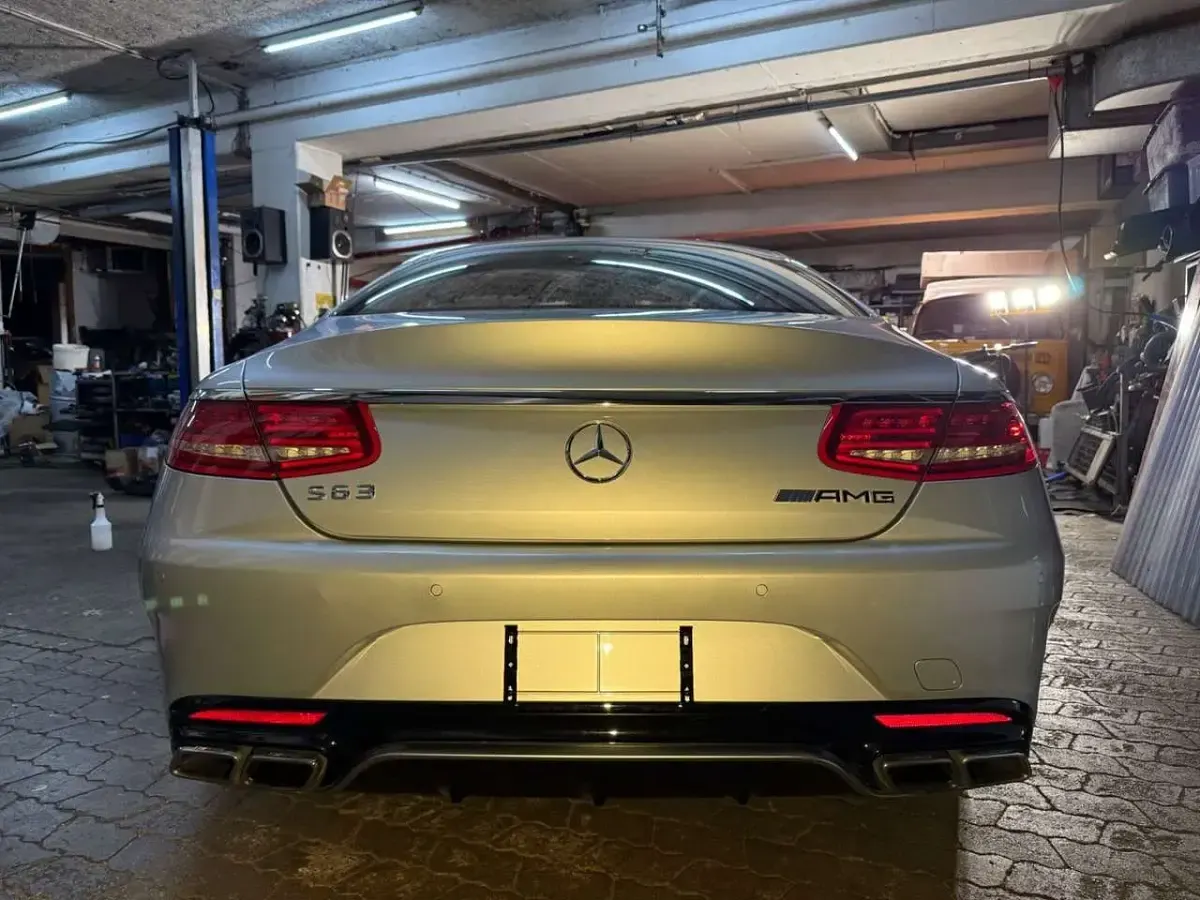 Gebraucht Mercedes S63 AMG AMG 585 PS (430 kW) 2015 Iridiumsilber Coupé