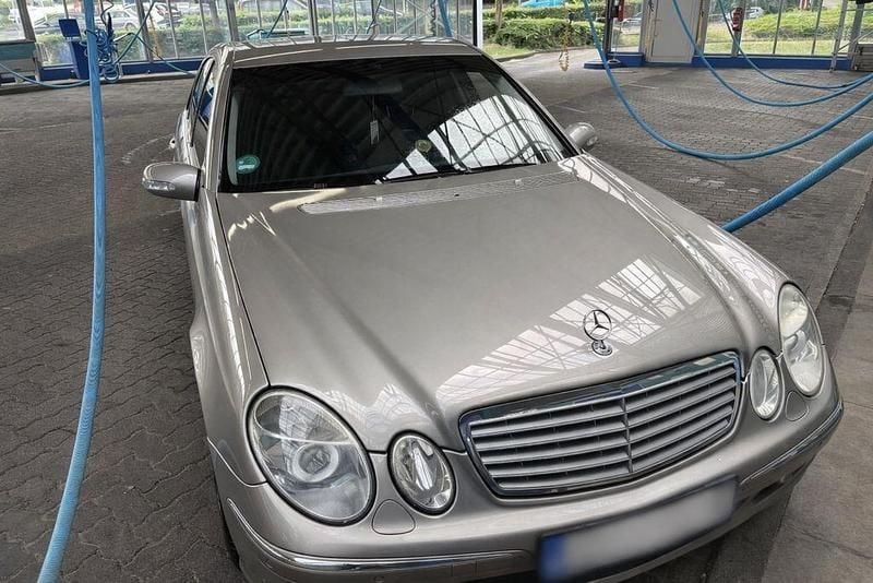 Gebraucht Mercedes E280 Elegance 177 PS (130 kW) 2005 Beige Limousine