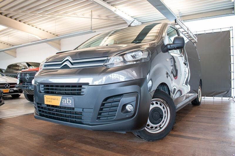 Grau Gebraucht 2022 Citroën Jumpy Van / Kleinbus | 15.900 € (Superpreis) - Bild 1/4