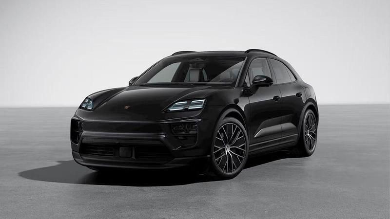 Gebraucht Porsche Macan 300 kW (408 PS) 2024 Tiefschwarzmetallic SUV