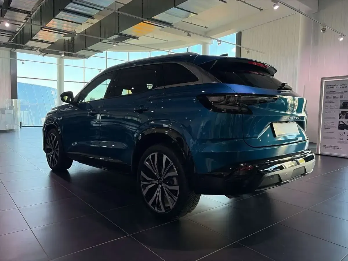 Neu Renault Austral Techno 200 PS (147 kW) 2025 Blau SUV
